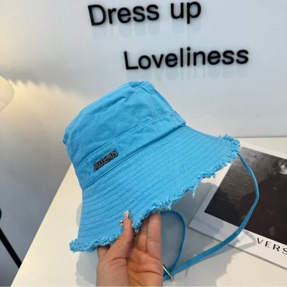 Jacquemus Hat - Picture 2 of 8